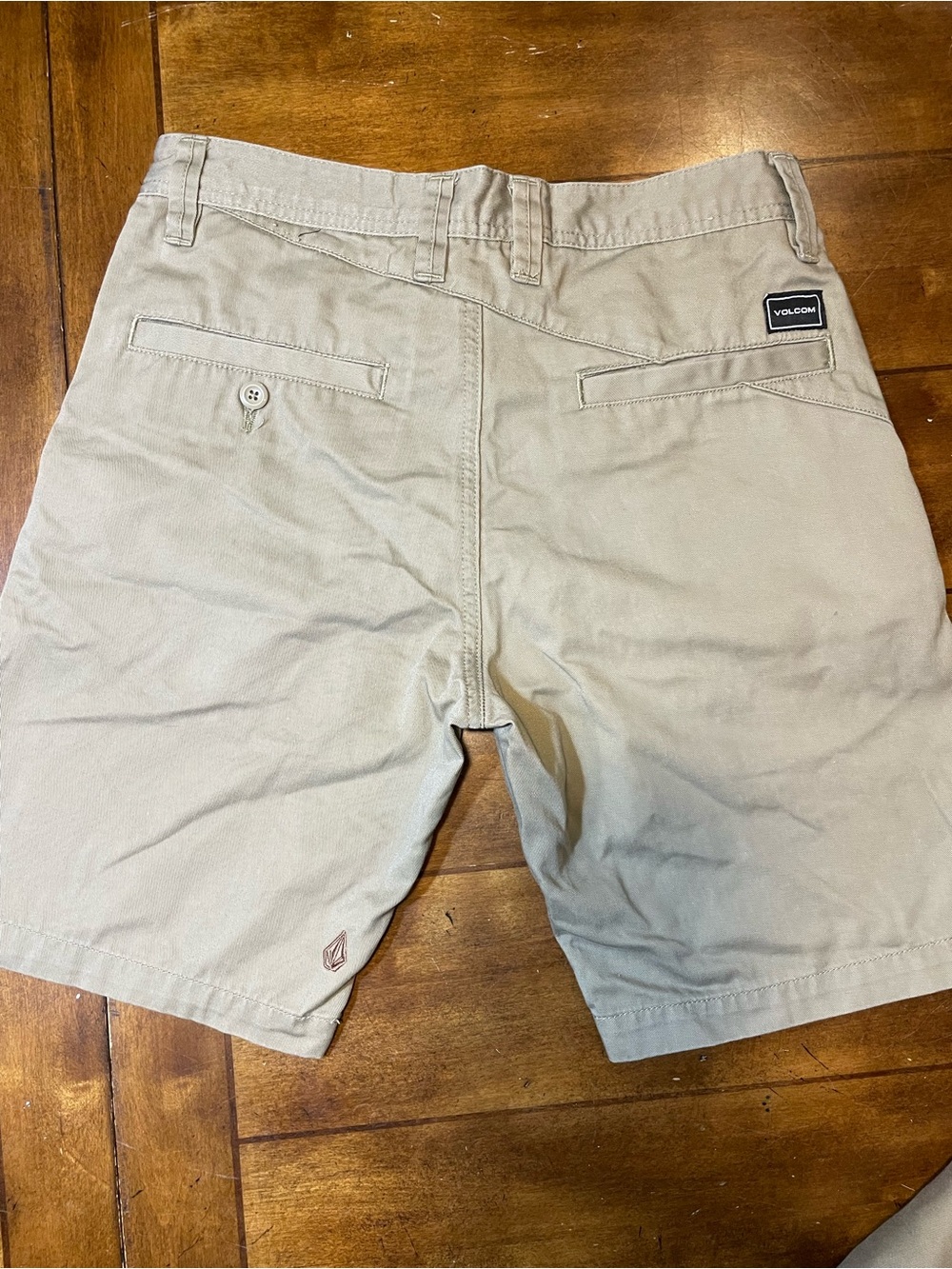 Volcom shorts size 29